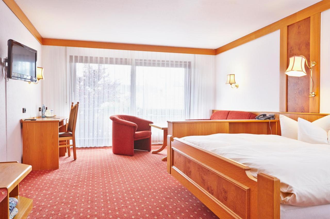 Ringhotel Garni Pflug Oberkirch  Exterior photo